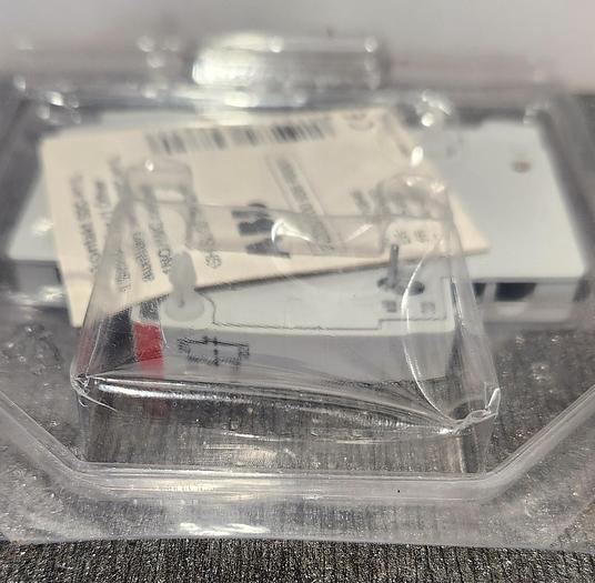 ABB 2CDS 200 936 R0001 Auxiliary Contact  - New - GHGC-D5