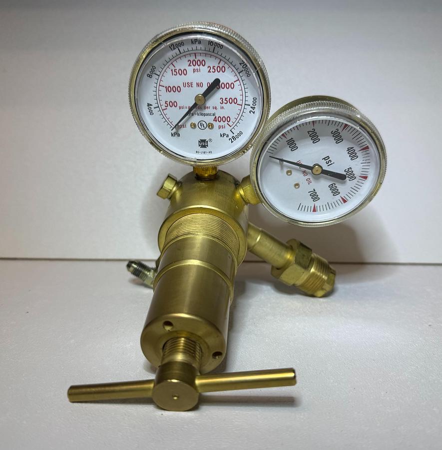 Used Victor SR4J-677 Heavy Duty/High-Capacity Inert Gas Single Stage Regulator GHA-88