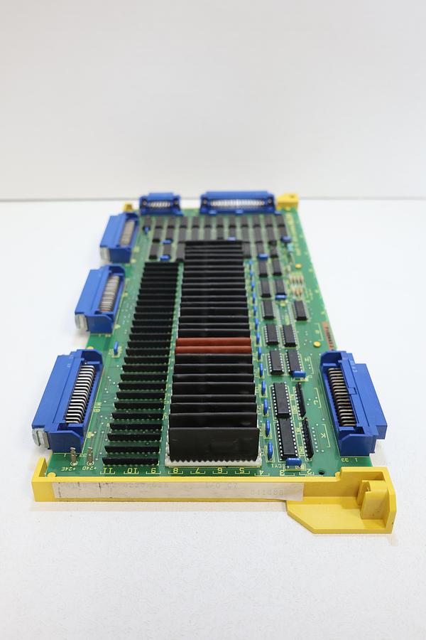 Used Fanuc A16B-1212-0220/02A