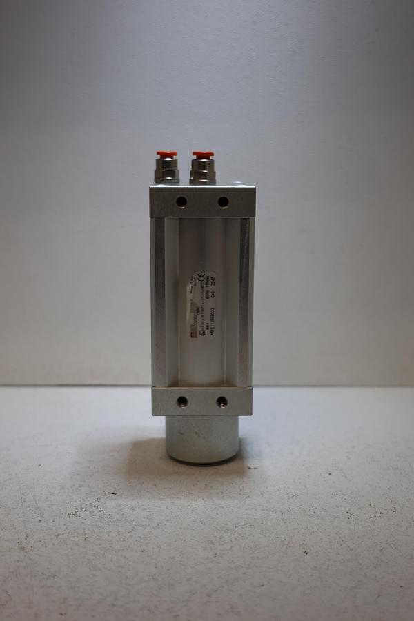 Used Compact Pneumatic Cylinder 40mm Bore 45mm Stroke Alfa Meccanica SMC Type GHA-186