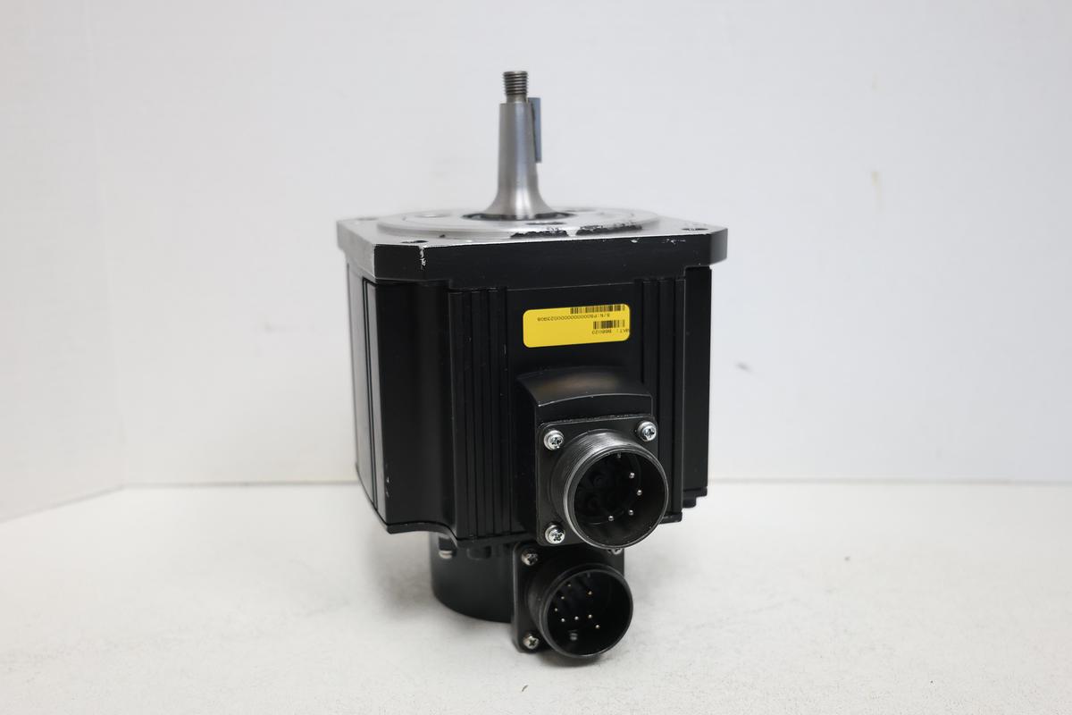 Used Mitsubishi HC102T-SZ AC Servo Motor 2000RPM 123V 6A w/ OSE105S2 Encoder