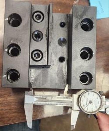 Used 2.5" SQ OD CNC LATHE BOLT ON FACING TOOL BLOCK WITH 1.25" INSERT - GHB-86