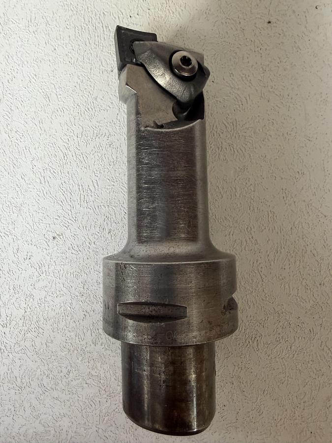 Used Turning Tool Holder C4-DCLNR-17090-12