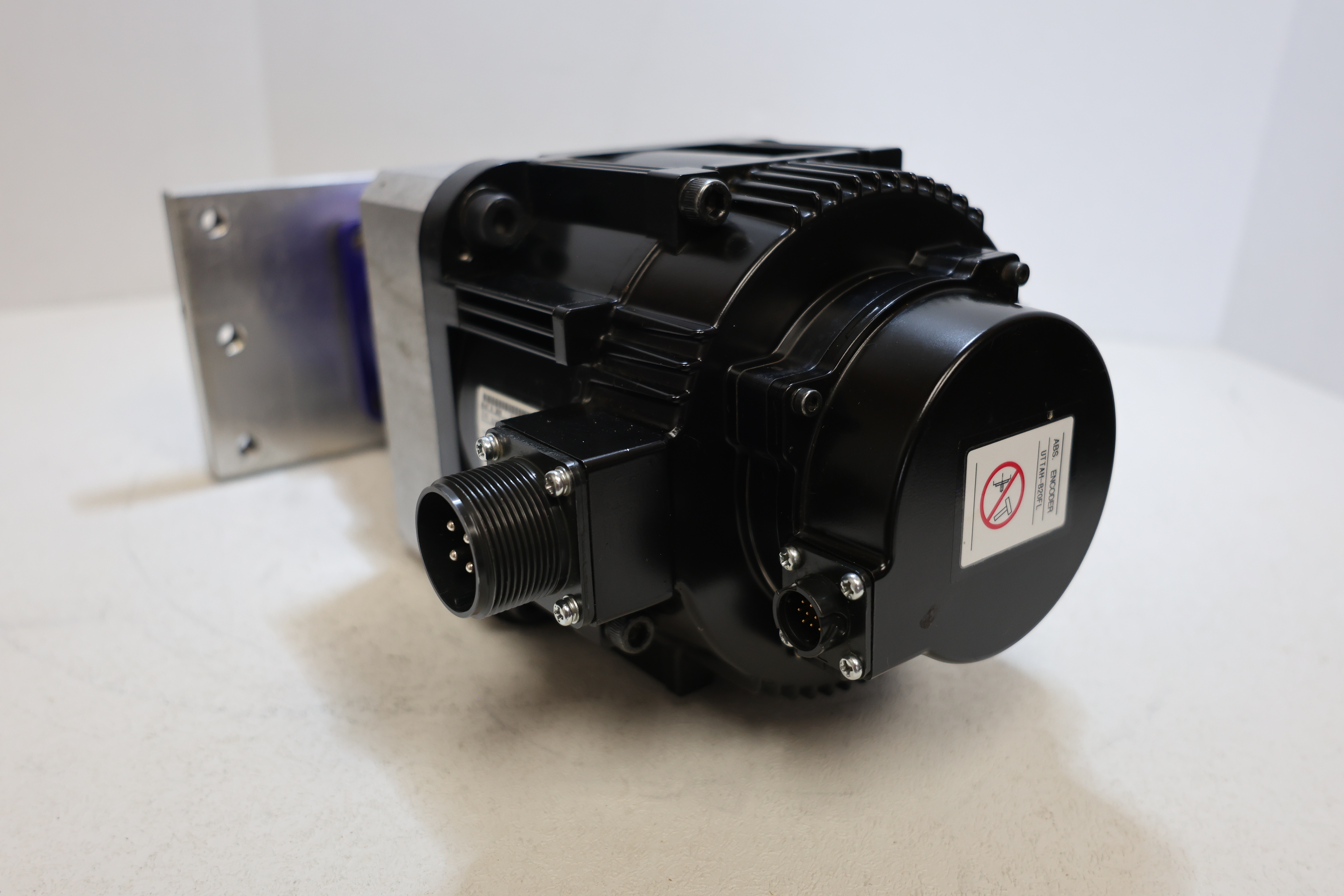 Used Yaskawa SGMGV-09D3A6F Servo Motor Wittenstein SP 075S 10:1 Gearbox
