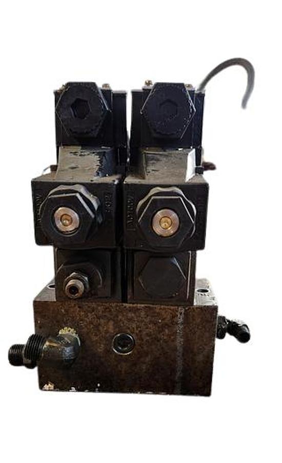 Used Daikin Solenoid Controlled Valve K20-G02-2CA-20-E w/ Throttle & Check Valve MT-02W-50 (Lot of 2) 