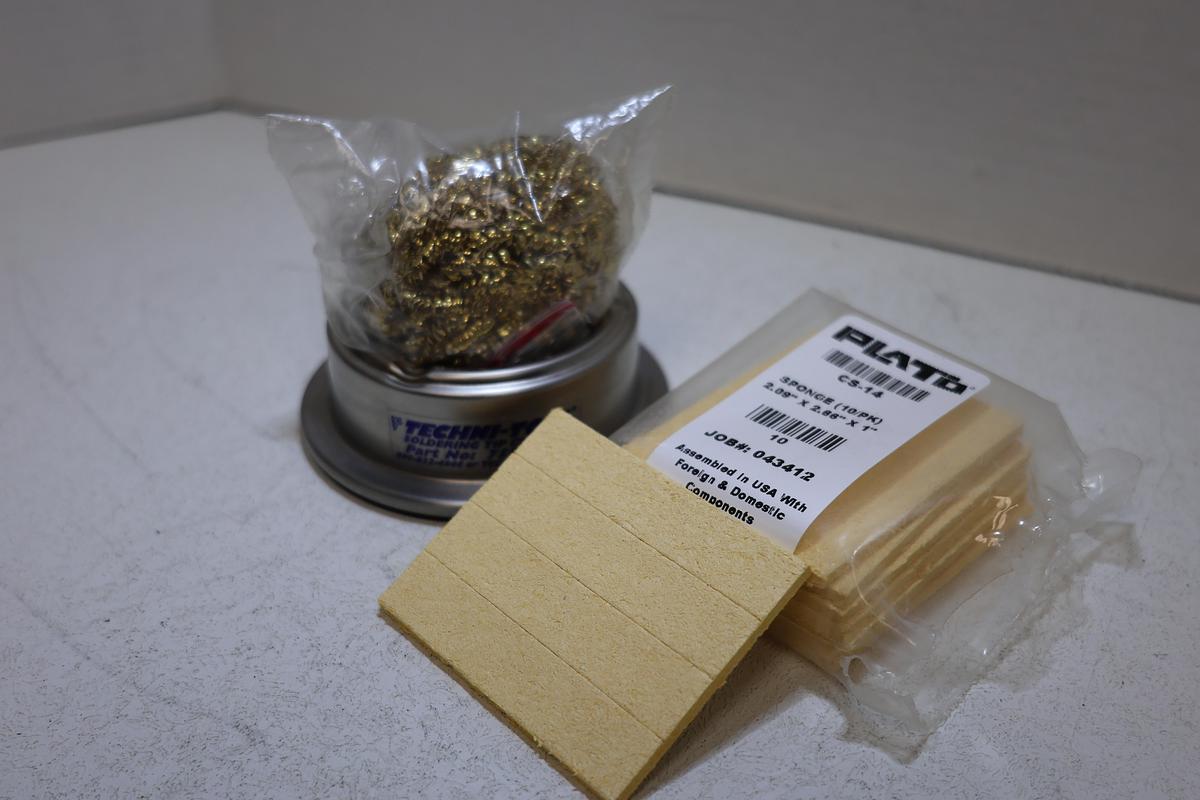 Used Techni-Tool TT85059 Tip Cleaner + Plato CS-14 Sponge Pack (Qty 8) Lot