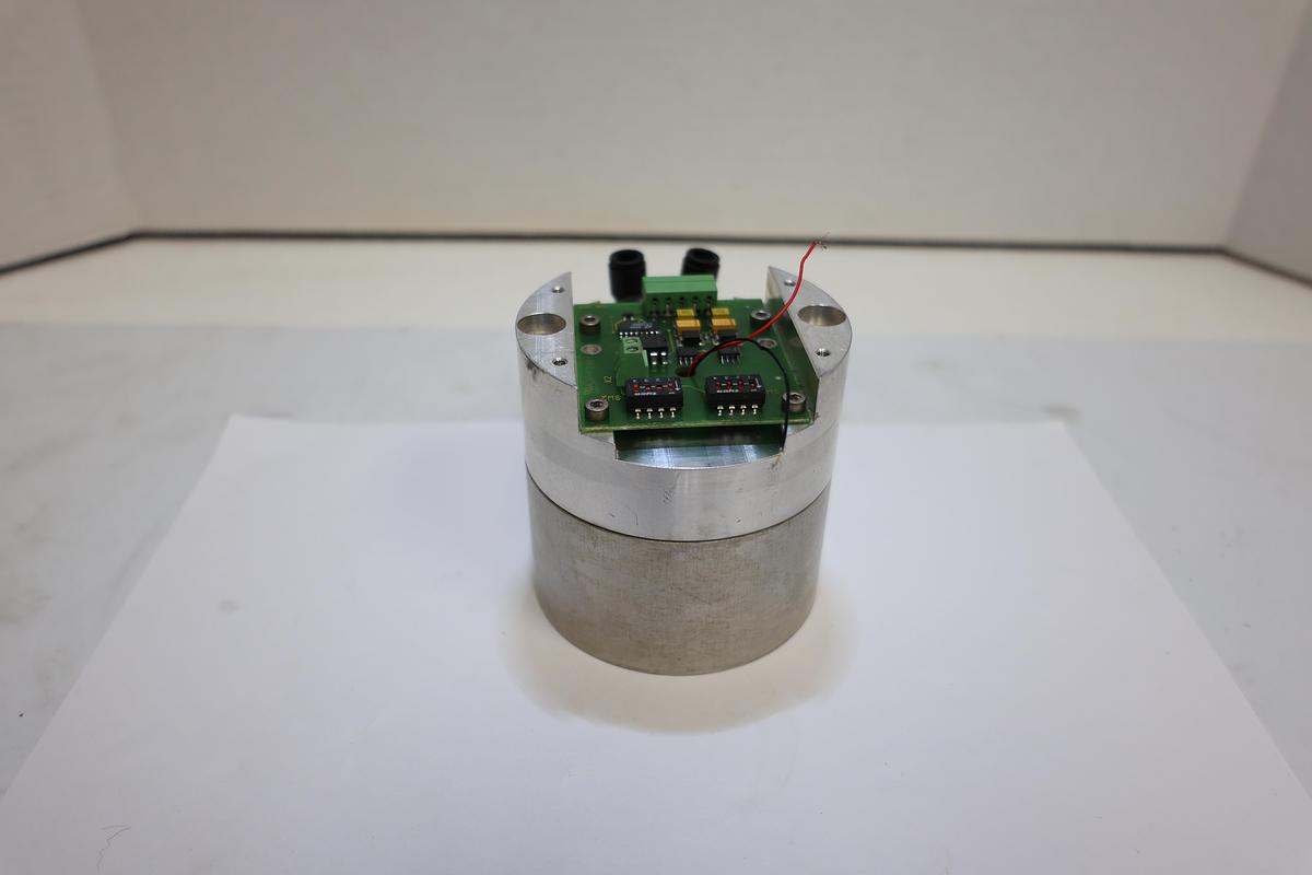 Used Industrial Electronic Control Module Analog Devices LT1114S Pneumatic Assembly