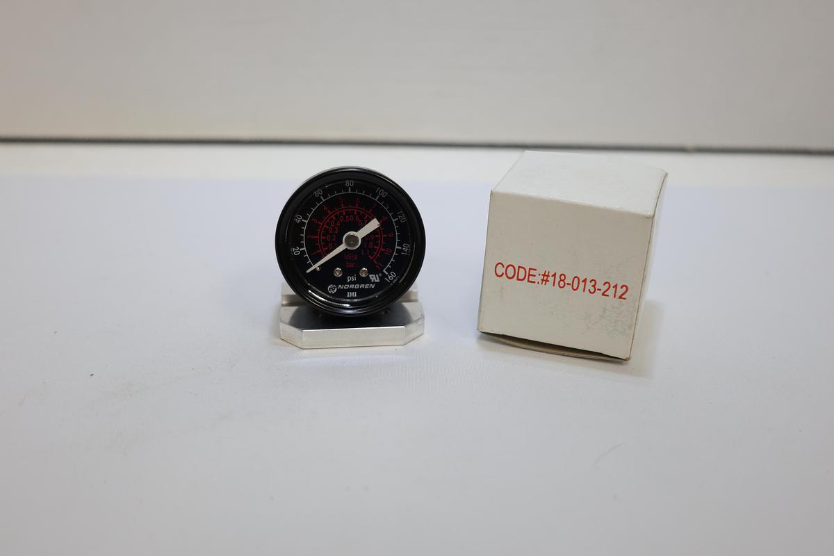 Used Norgren 18-013-212 Pressure Gauge 160 PSI 11 Bar 1.1 MPa NOS