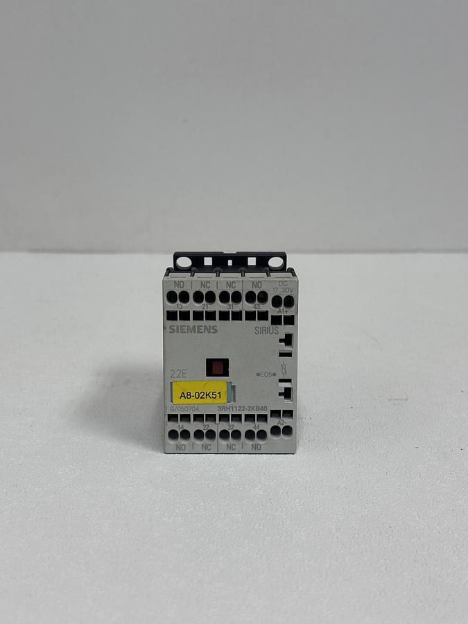 Used Siemens 3RH1122-2KB40 SIRIUS Contactor Relay GHA-39