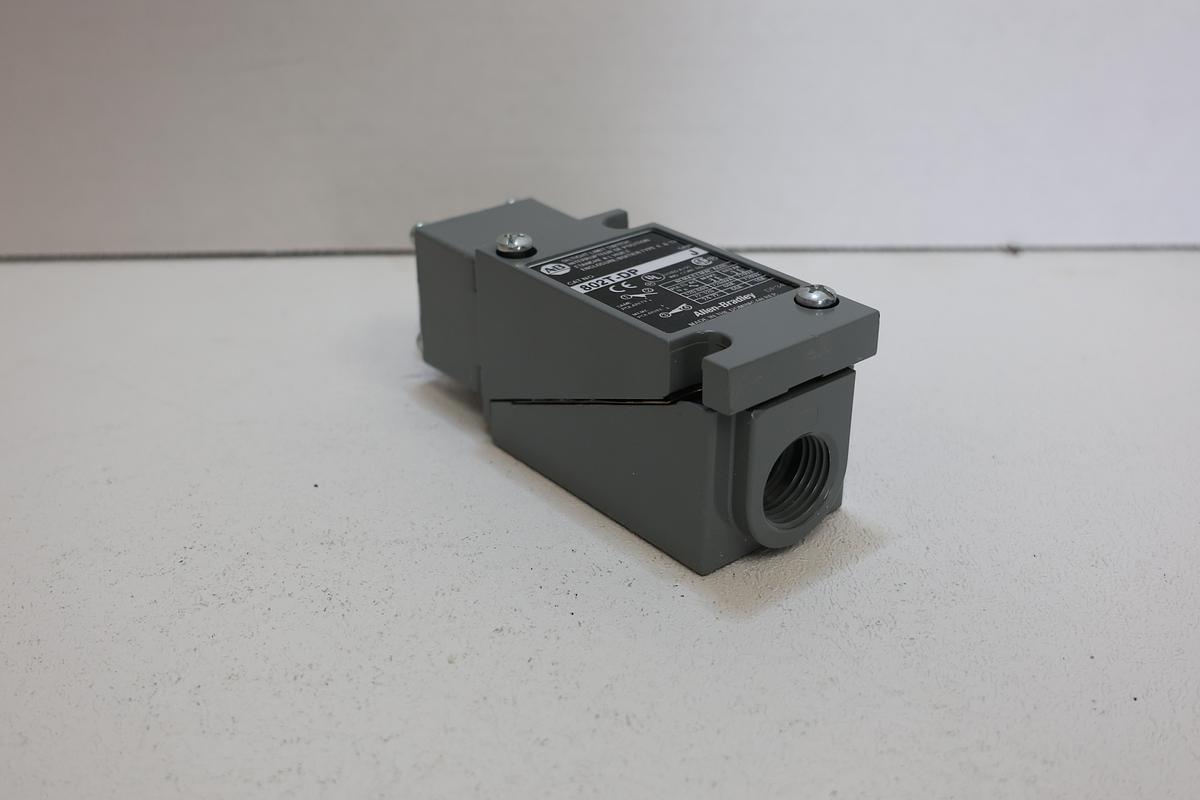 Allen Bradley 802T-DP Series J OilTight Limit Switch NIB Heavy Duty Industrial GHA-185