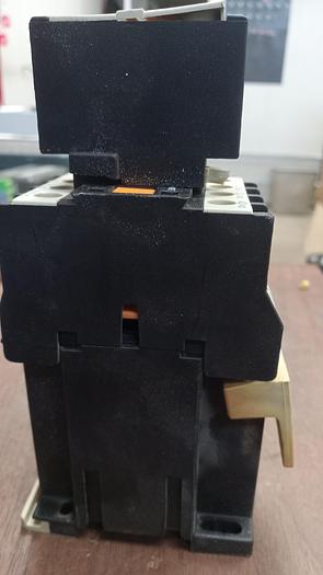 Used Telemecanique CA3 DN40 Contactor with LA1 DN11 Timer - GHA-100