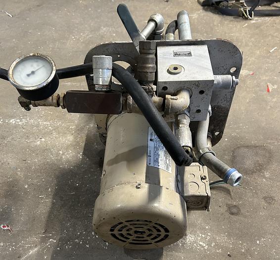 Used Emerson Vacuum Pump, Rotary Vane, Mdl 4349, 2 HP, 1720 RPM - GHB-47