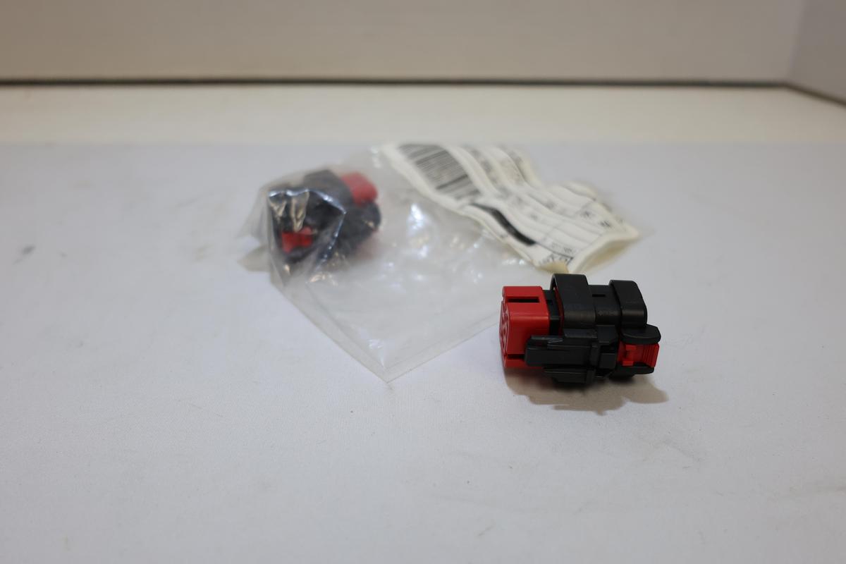 Lot of 2 TE Connectivity Deutsch DT06-6S 6-Pin Connector Plug Assembly NEW