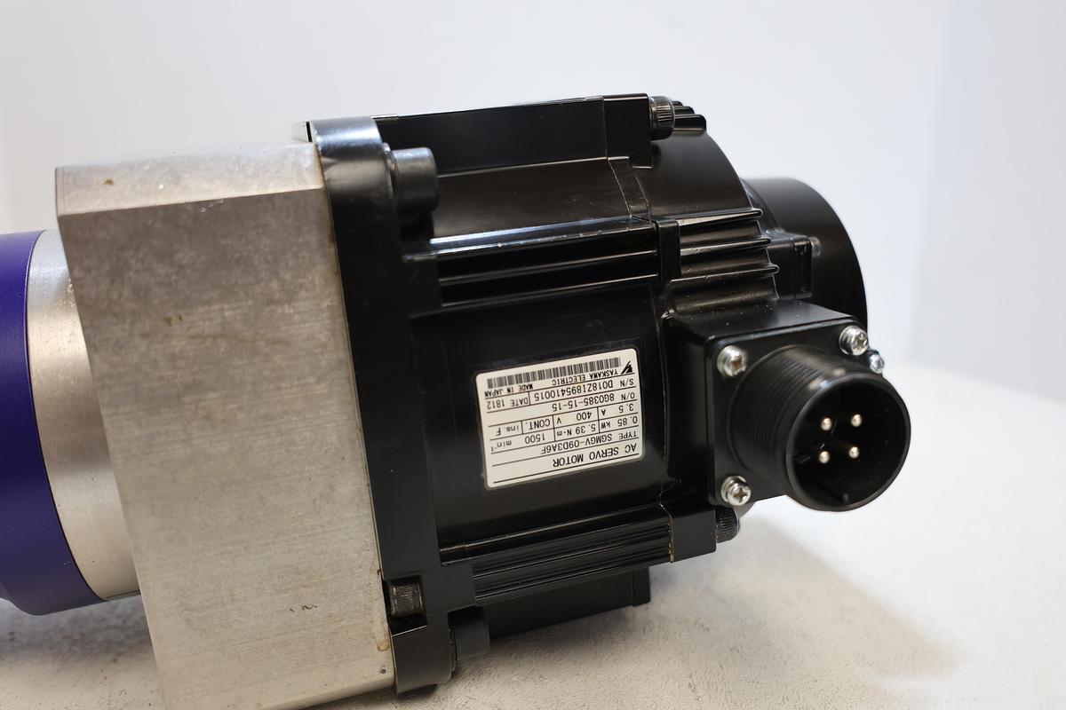 Used Yaskawa SGMGV-09D3A6F Servo Motor Wittenstein SP 075S 10:1 Gearbox