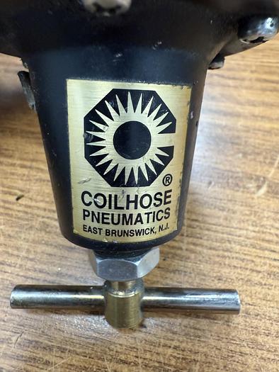 Used Coilhose Pneumatics Heavy-Duty T-Handle Regulator 8802