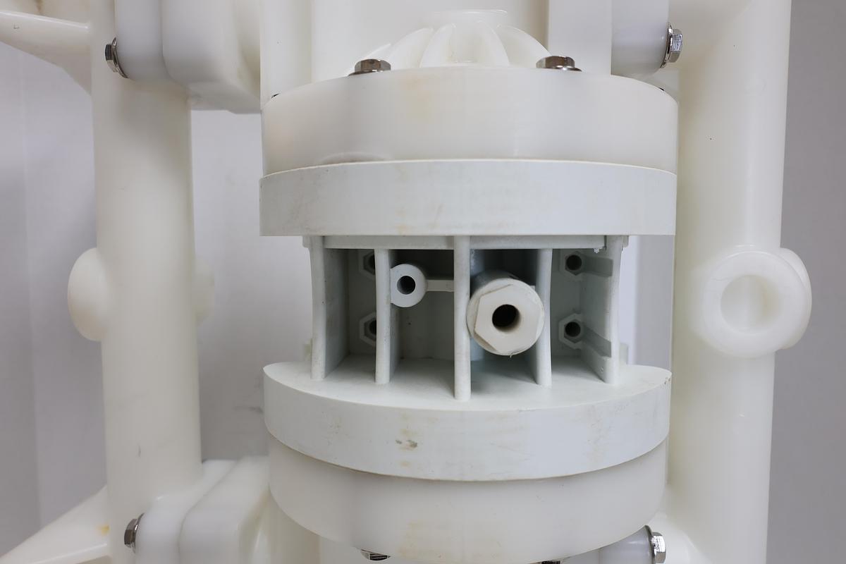 NOMAD PWR-FLO NPF25 Diaphragm Pump P/N 25-12641 New Polypropylene GHA-46