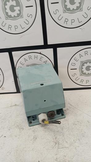 Used Telemecanique Square D XPE-M511 Electric Foot Pedal/Switch GH505