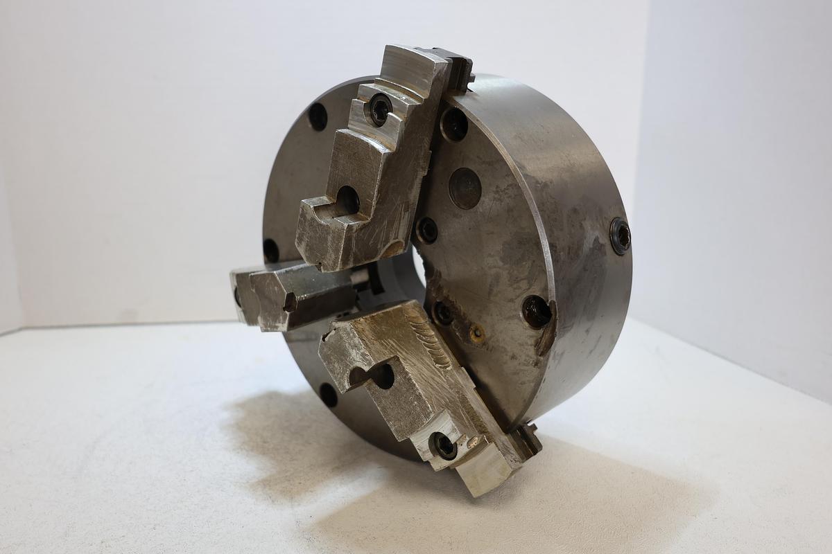 Used Heavy Duty 3-Jaw Self-Centering Lathe Chuck Reversible Jaws Used 8"