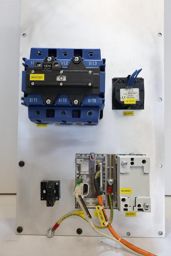 Used DMG Deckel Maho Machine Power Distribution Control Panel Assembly 400V 