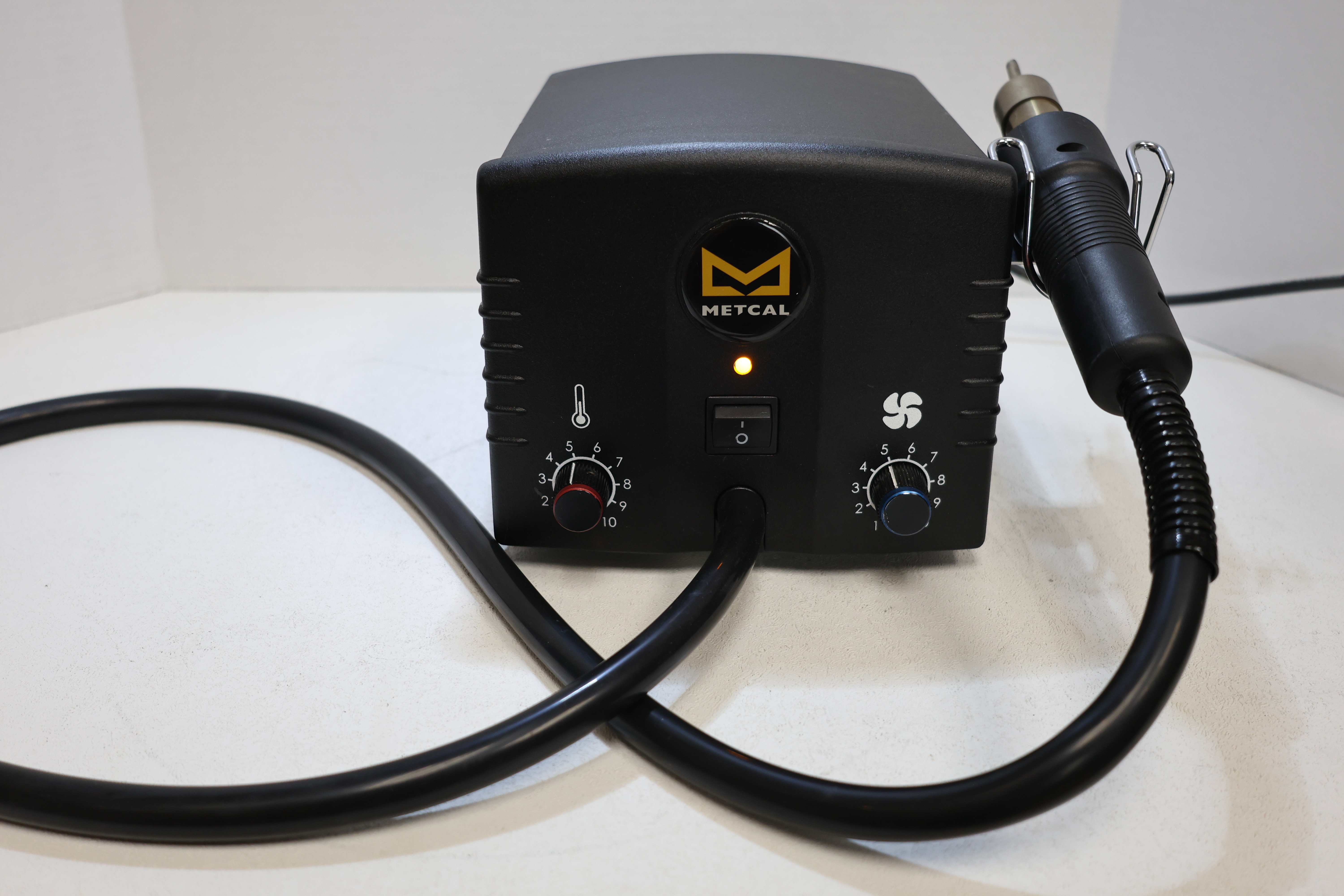 Used Metcal HCT-900-11 Hot Air Convection Rework Station 120V Tested Working