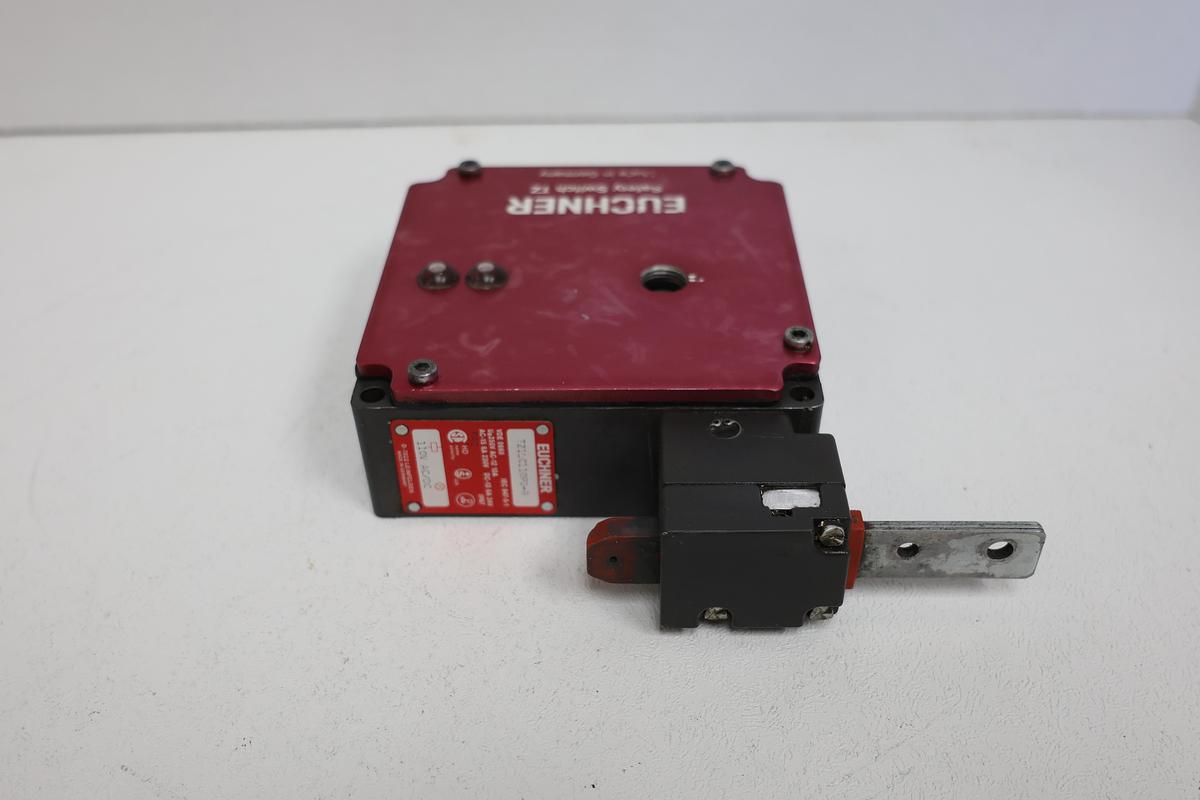 Used Euchner Safety Switch TZ1LC110PG-R 110V AC/DC No key PARTS ONLY GHA-86