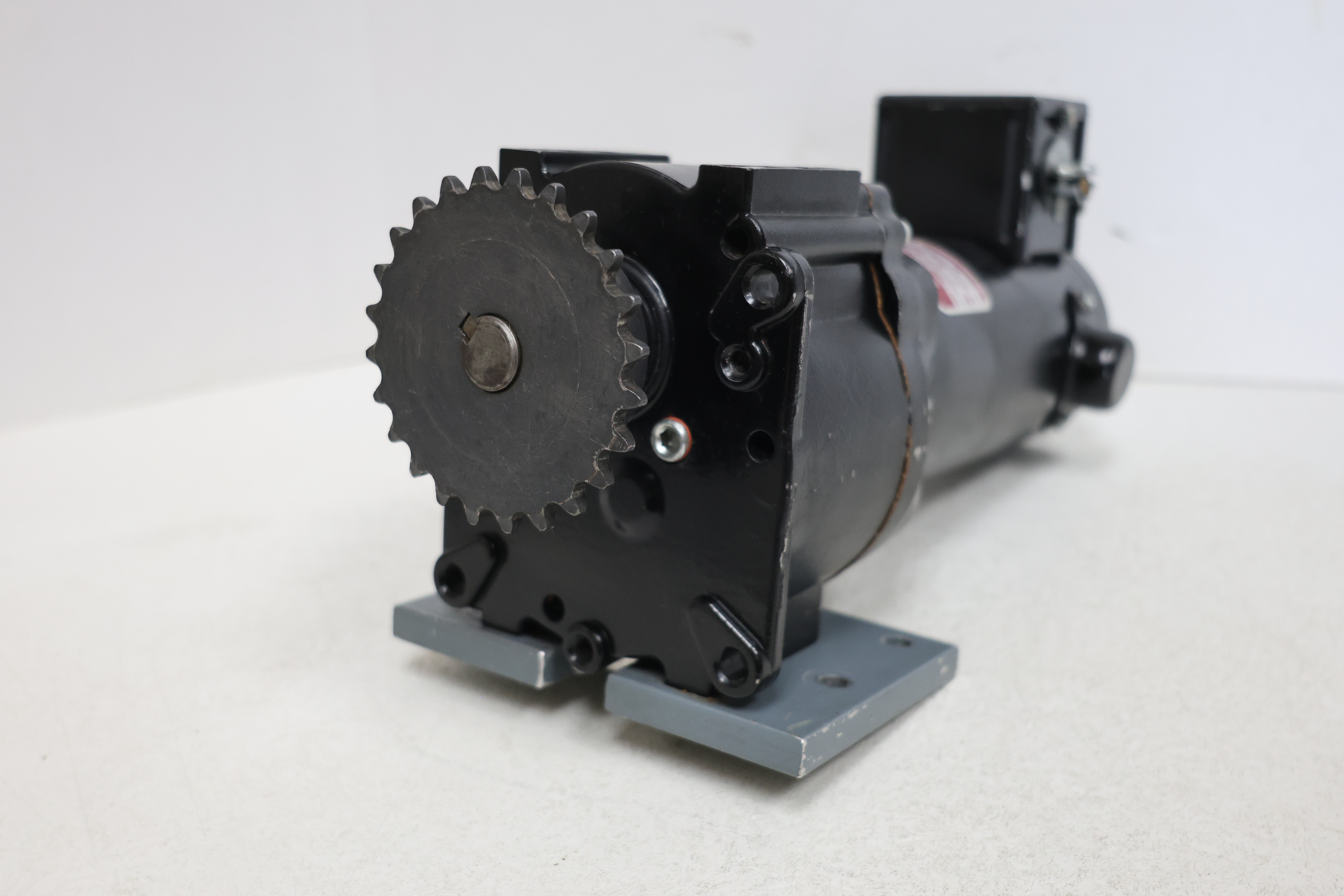 Used Maxi-Torq Permanent Magnet Gear Motor 4Z362A GHA-14
