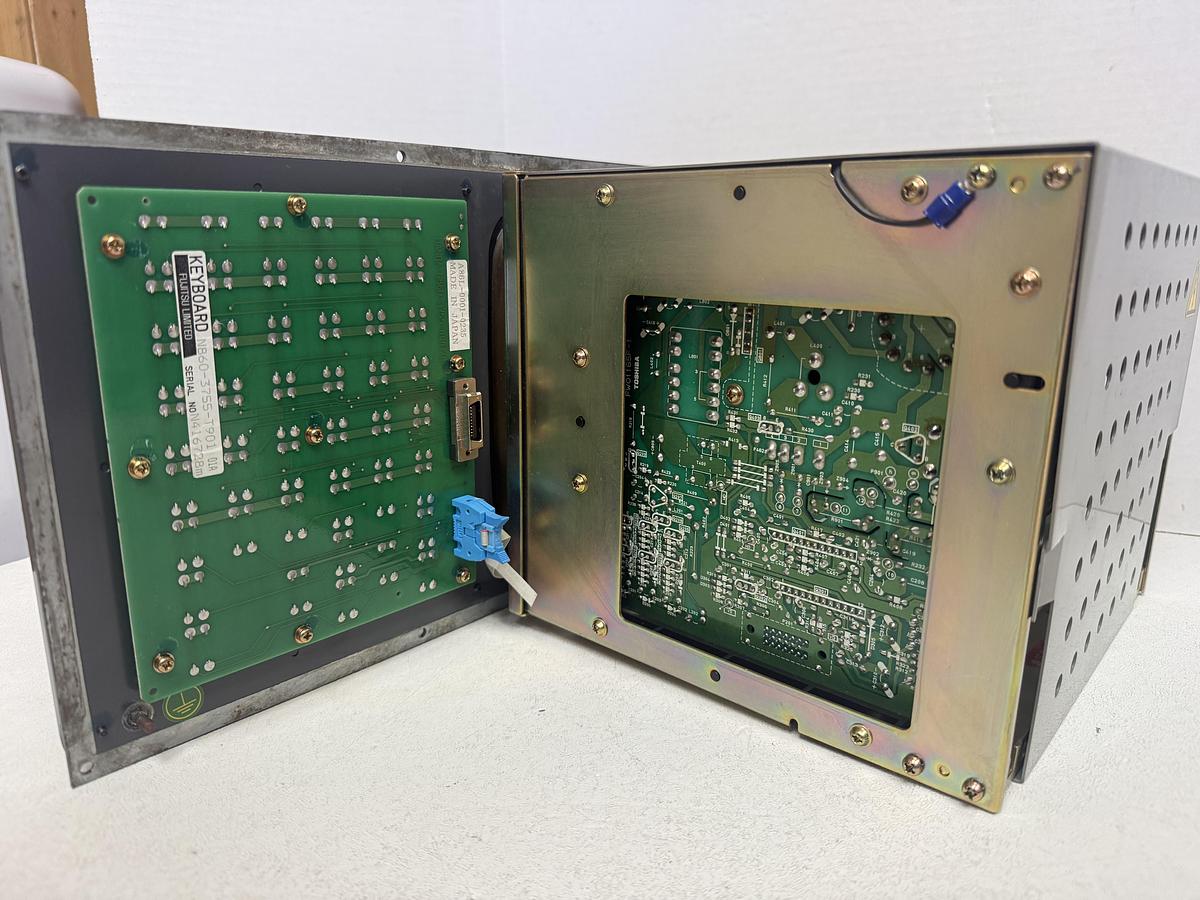 Used Fanuc Series 21-T A02B-0210-C041/TA Monitor A61L-0001-0093 CRT Display Module GHA-40