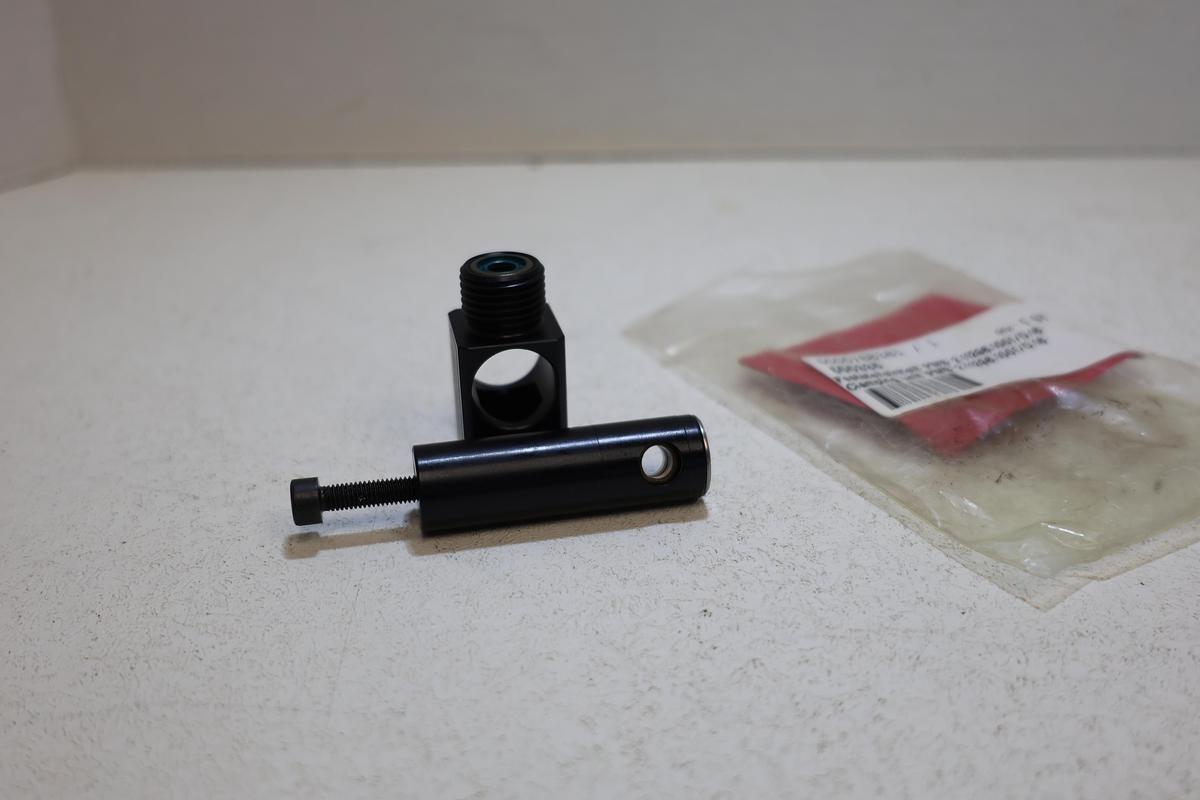 UNIVER AG 500335 Clamping Unit PWB 2.11296.1001/D.16 New OEM