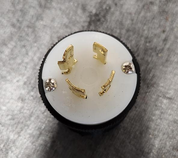 Used Grounding Locking Plug, 20A 480V AC, 3 Pole 4 Wire, cUL Listed, NEMA L16-20 - GHA-125