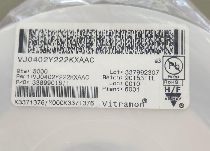 Used VJ0402Y222KXAAC Vishay Ceramic Capacitor (LOT of 5000) - GHA-167