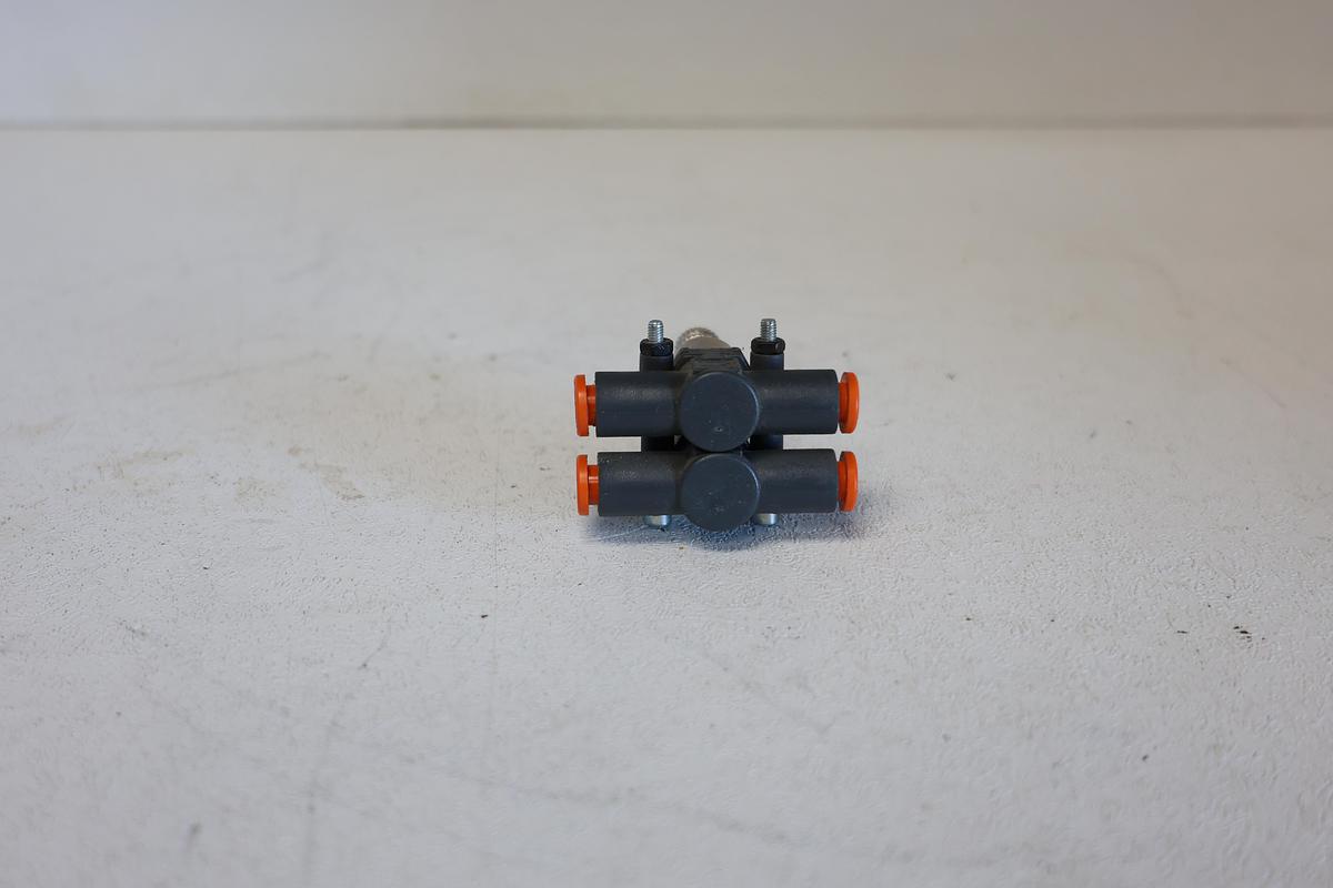 Used Metal Work Pneumatic RML Series Miniature Pressure Reducer – Model 9061316