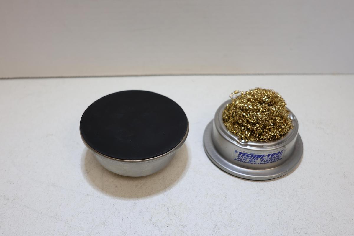 Used Lot of 2 Techni-Tool Soldering Tip Cleaners Brass Wool Holder TT85059