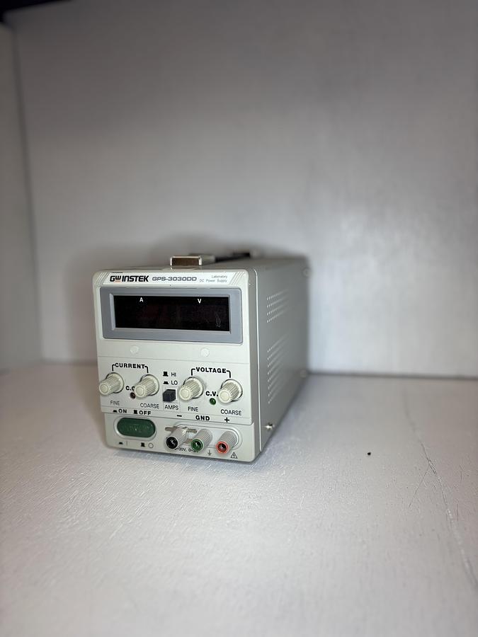 Used Gwinstek GPS-3030DD 30V/3A DC Regulated Power Supply  GHA-77