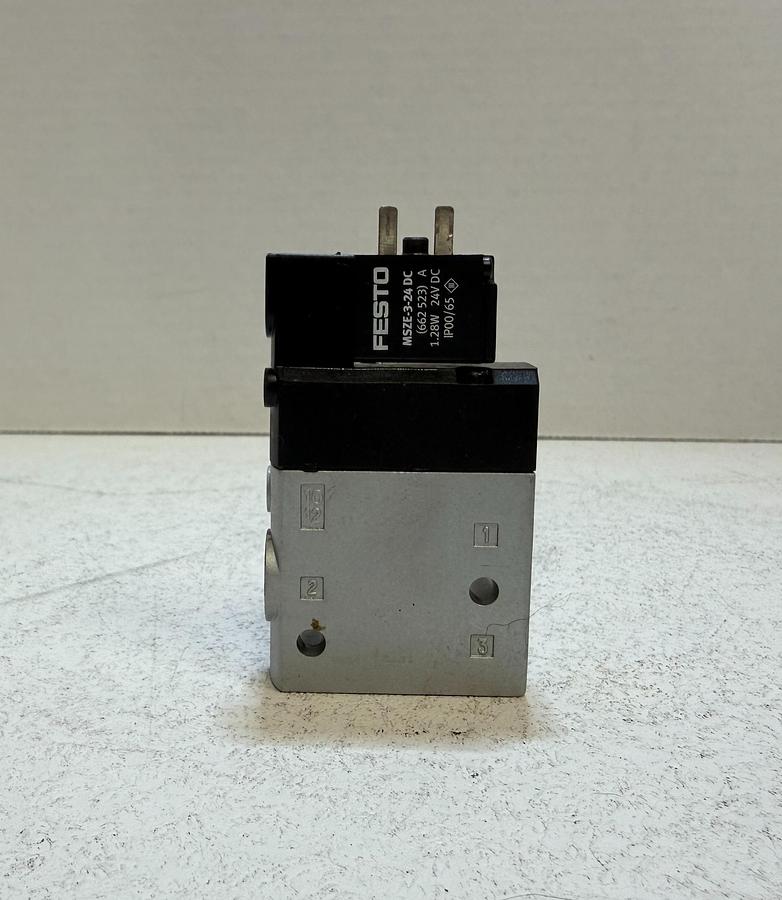 Used Festo CPE14-M1BH-3GL-1/8 Pneumatic Solenoid Valve 24VDC G1/8 P/N 196929
