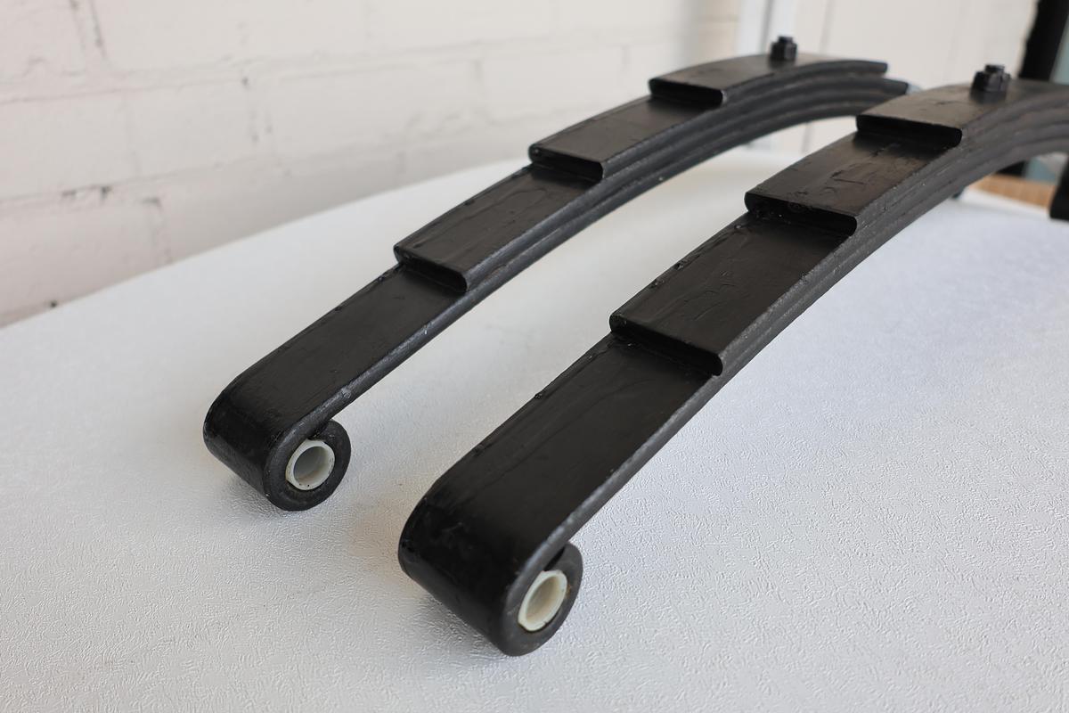 Used Lot 2 Rockwell American 25.5" Double Eye Trailer Leaf Springs 4 Leaf 1-5/8"