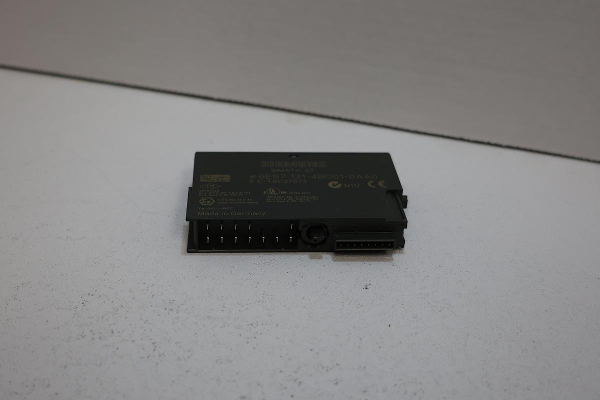 Used Siemens 6ES7 131-4BD01-0AA0 – SIMATIC ET 200S Digital Input Module 24V DC GHA-160