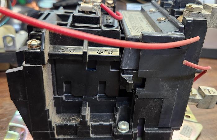 Used Allen-Bradley 500-CA920 AC Contactor, 2-Pole, 240V60Hz Coil GHB-51