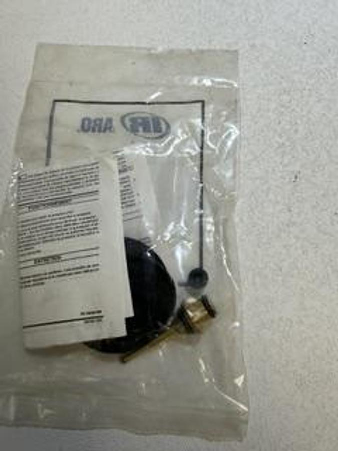 Used 104177 Manufactured by INGERSOLL RAND ARO GHGC-20
