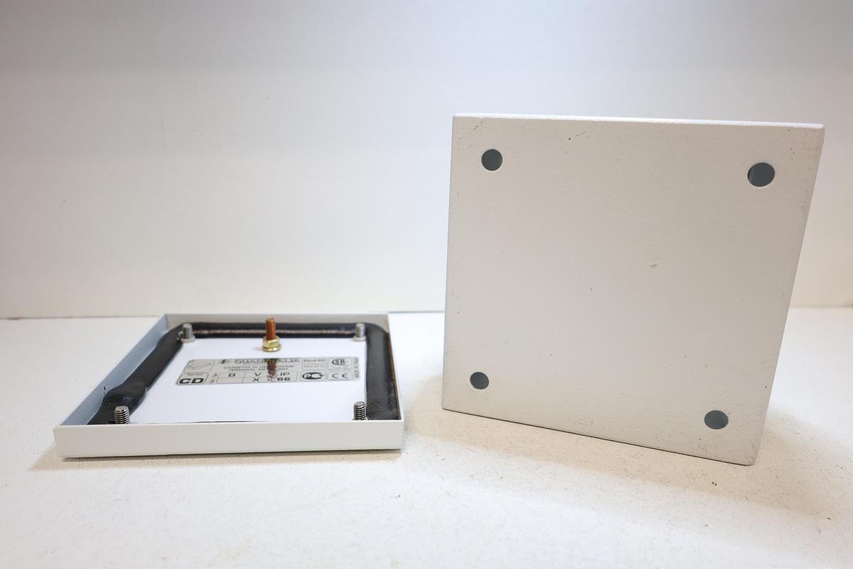 Used Quadritalia Terminal Metal Box Series CD BVIP type w/ Wago TopJob Components Rail Mount GHA-185