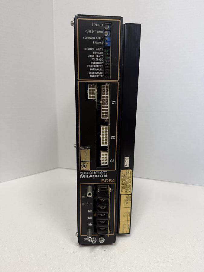 Used Cincinnati Milacron Vickers BDS4-210-23-414W32 Servo Drive GHA-51 