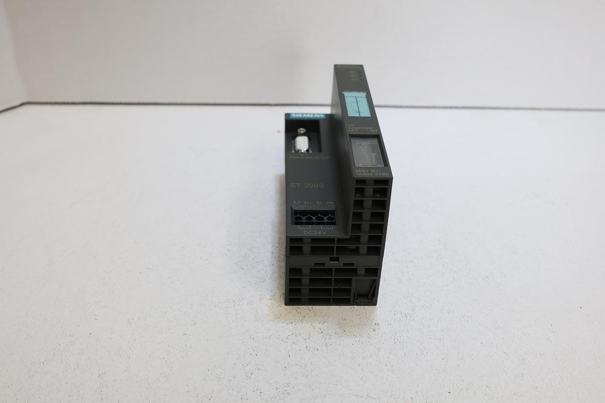 Used Siemens SIMATIC S7 ET200S IM151-1 Standard 6ES7 151-1AA04-0AB0 Module
