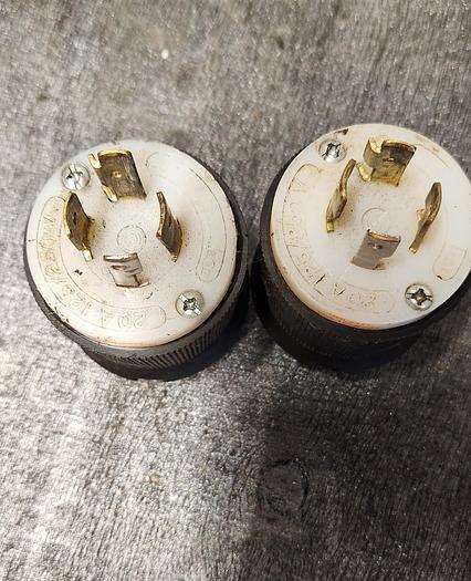 Used Hubbell Turn & Pull Plug HBL2411 20A 125/250V - Lot of 2 - GHA-125
