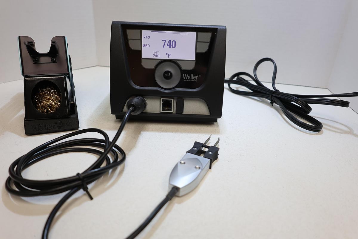 Used Weller WX1 200W Digital Soldering Station w/ WXMP Micro Iron & Stand Tested