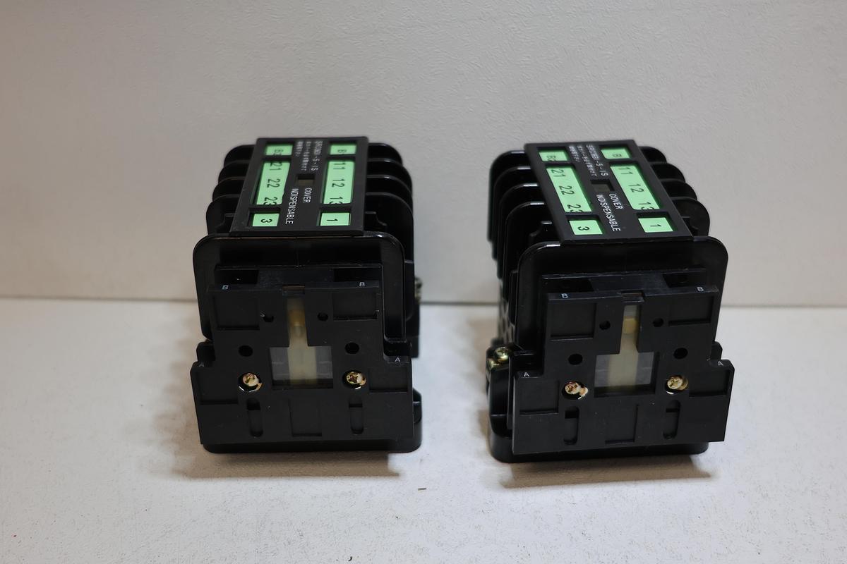 Used FUJI SRC3631-5-1N magnetic contactor 100/100-110V AC 3 Pole (Lot of 2)  GHA-186