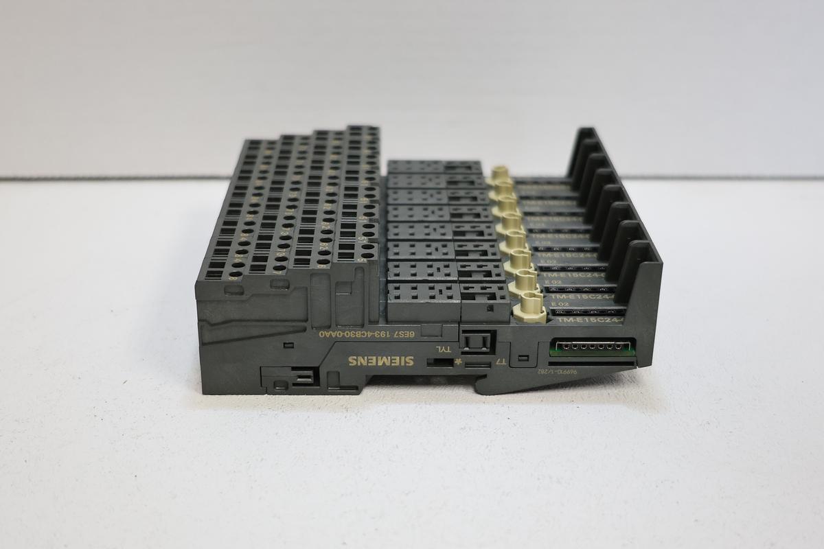 Used Siemens SIMATIC DP ET200S Terminal Modules Lot of 8 6ES7 193-4CB30-0AA0 TM-E15C24-01 
