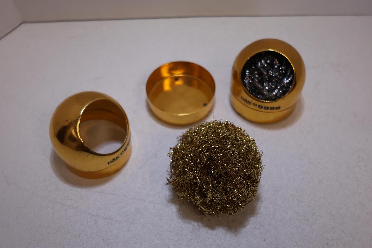 Used Lot of 2 Hakko 599B Soldering Tip Cleaners Brass Wool Iron Cleaner