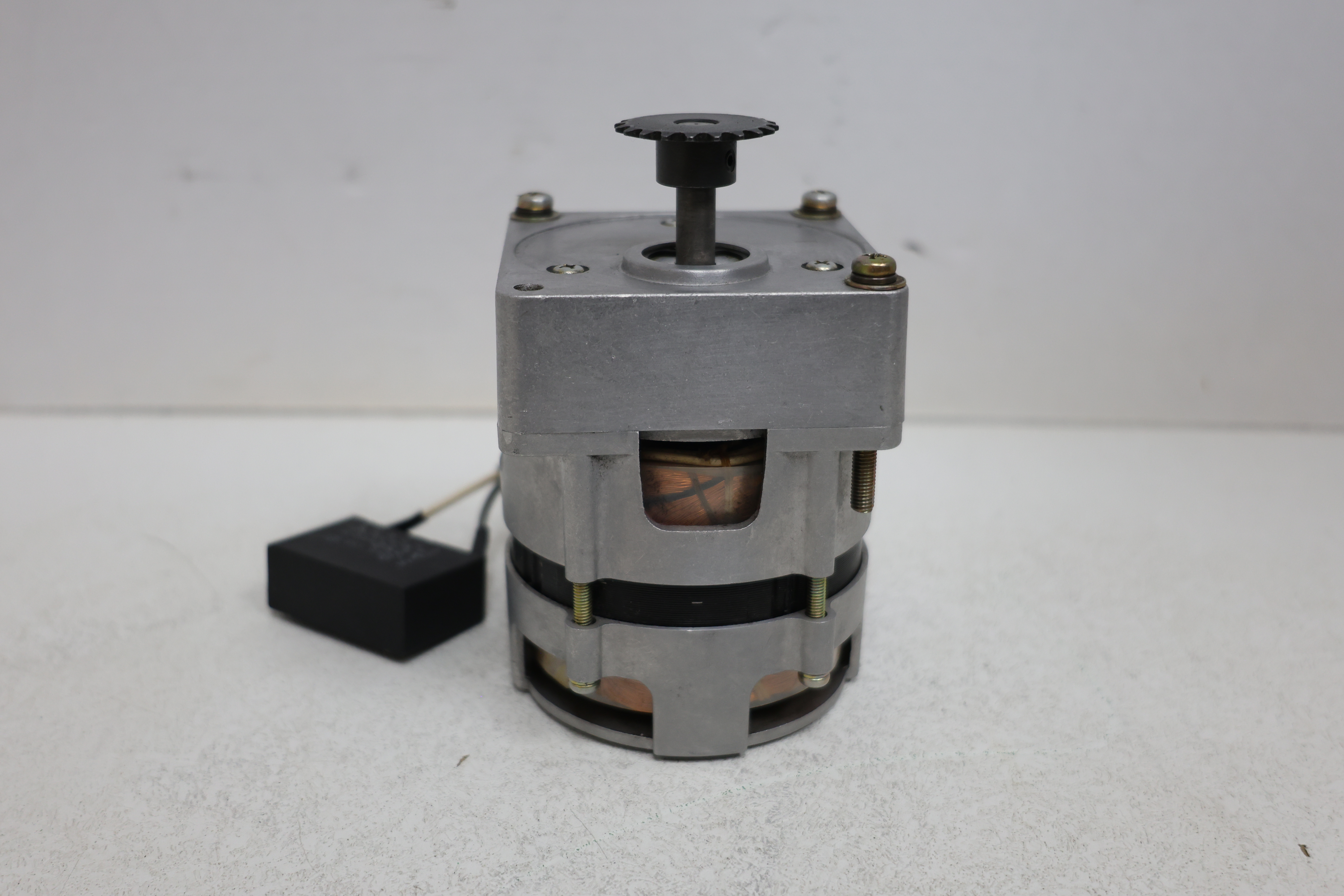 Used Matsushita Electric 2FCC-20BP-18 Electric Motor 115V w/ Capacitor Japan GHA-14