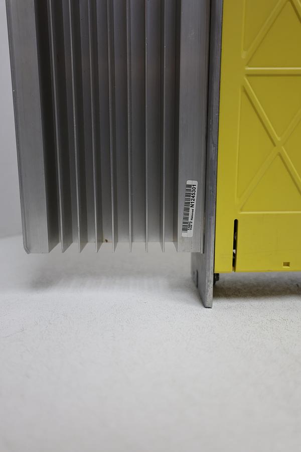 Used FANUC A06B-6114-H304 Alpha i 3-Axis Servo Amplifier SVM3-20/20/40i GHA-21