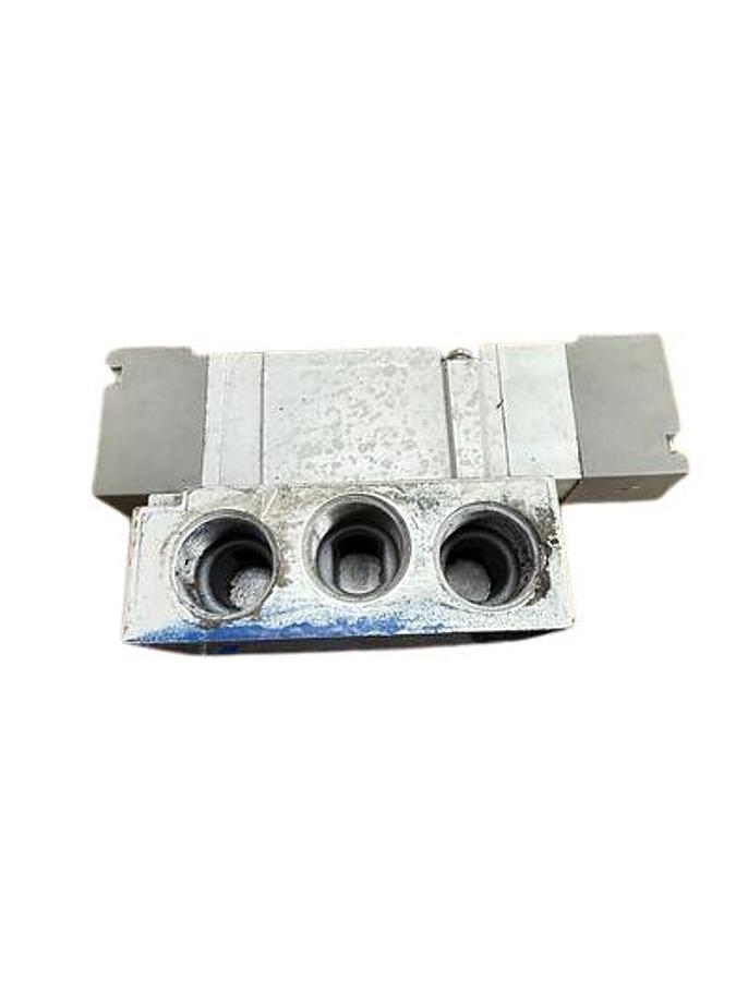 Used SMC SYA7440-03N / SYA744003N Pneumatic Solenoid Valve