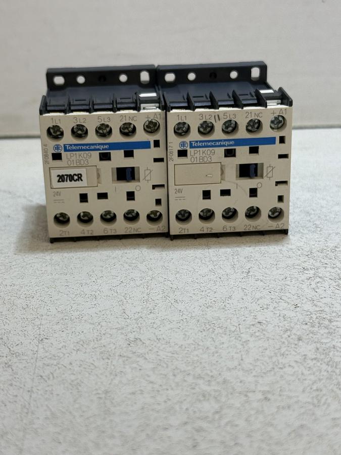 Used Telemecanique LP1K0901BD3 TeSys K Contactor 3 Pole 9A 24VDC Coil 1NC lot of 2 GHA-105